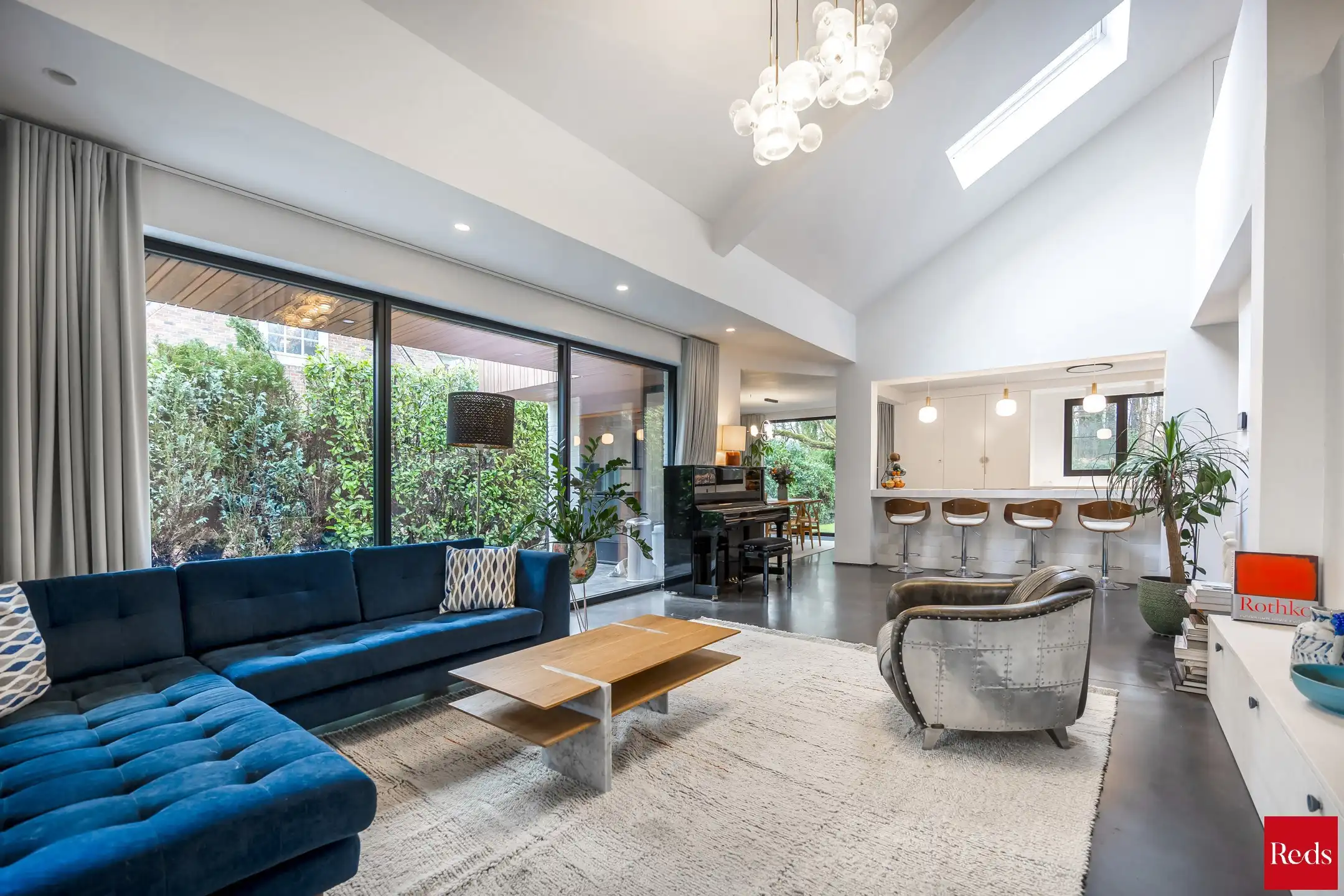 Stijlvolle, energiezuinige woning met rondom heerlijke tuin  foto 9