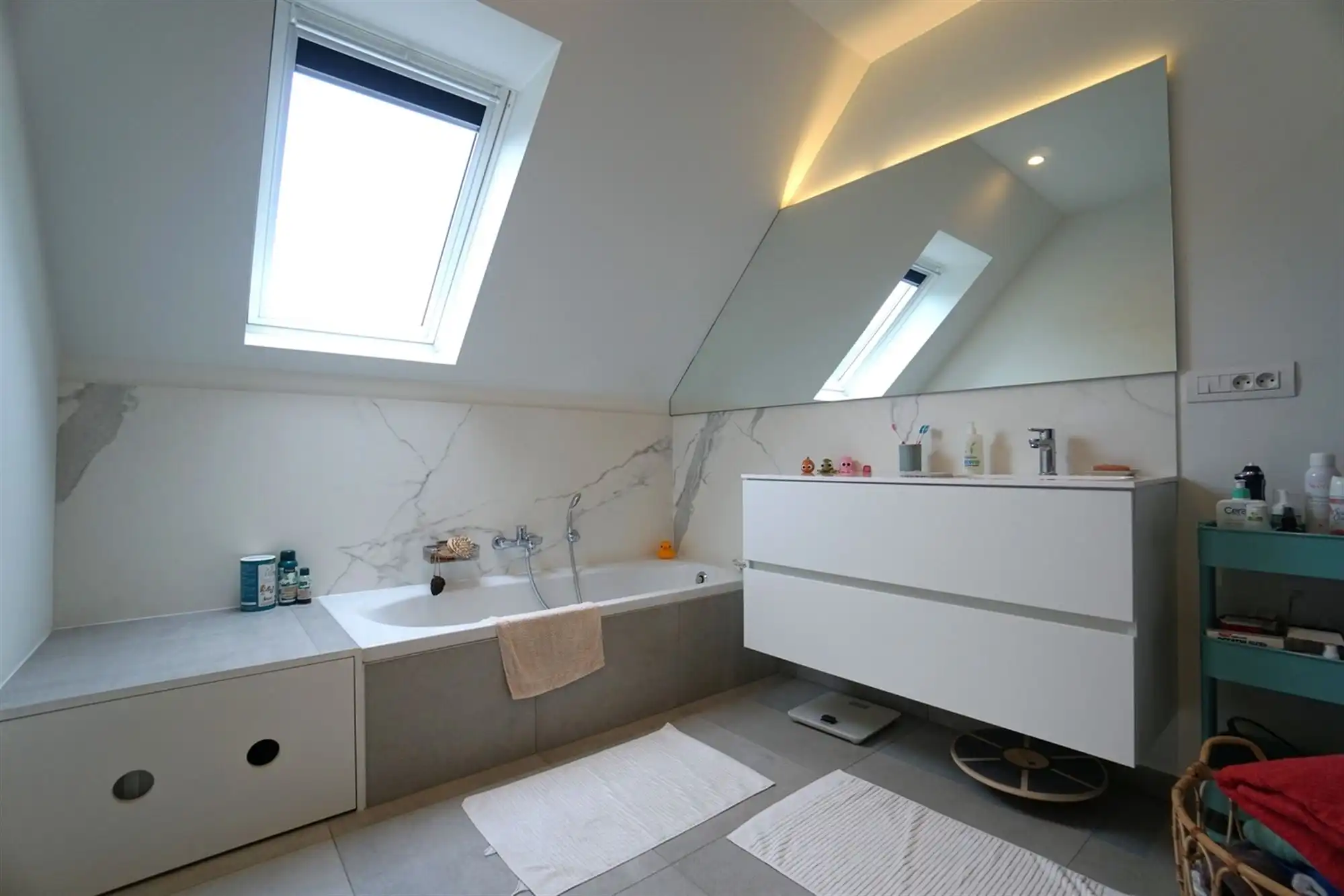 Luxueus 2-slpk duplex appartement in centrum Evergem met fantastisch ruim en zonnig terras foto 14