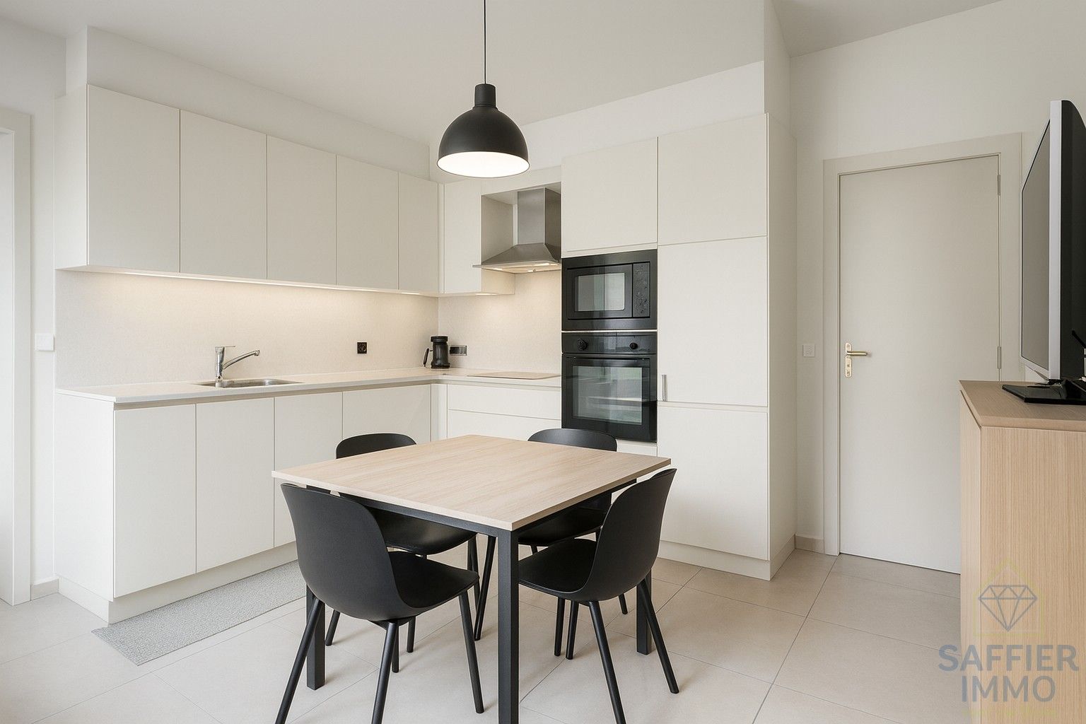 Stijlvolle villa met opslag op toplocatie in Sint-Eloois-Vijve foto 14