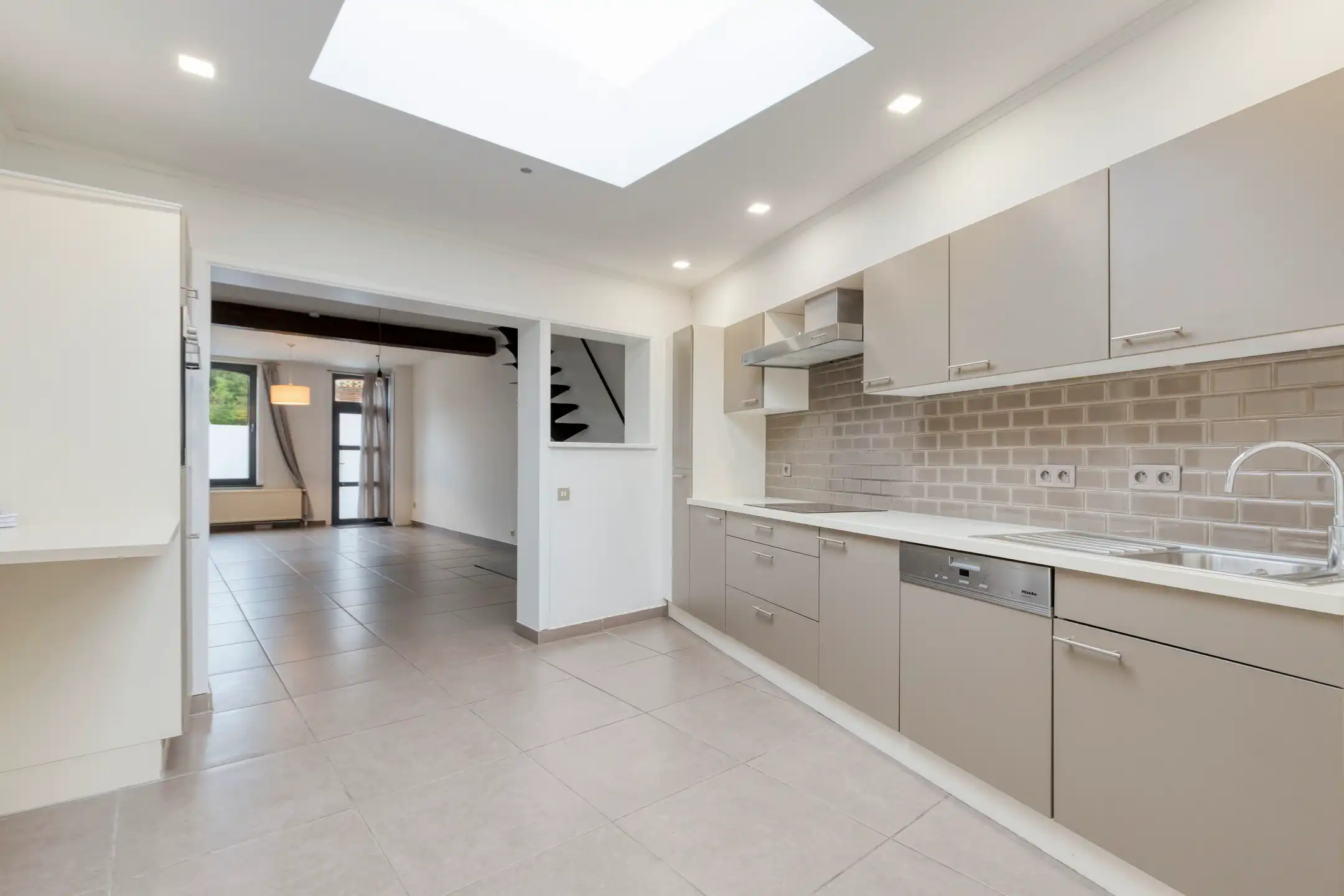 Gezellige woning met tuin foto 5