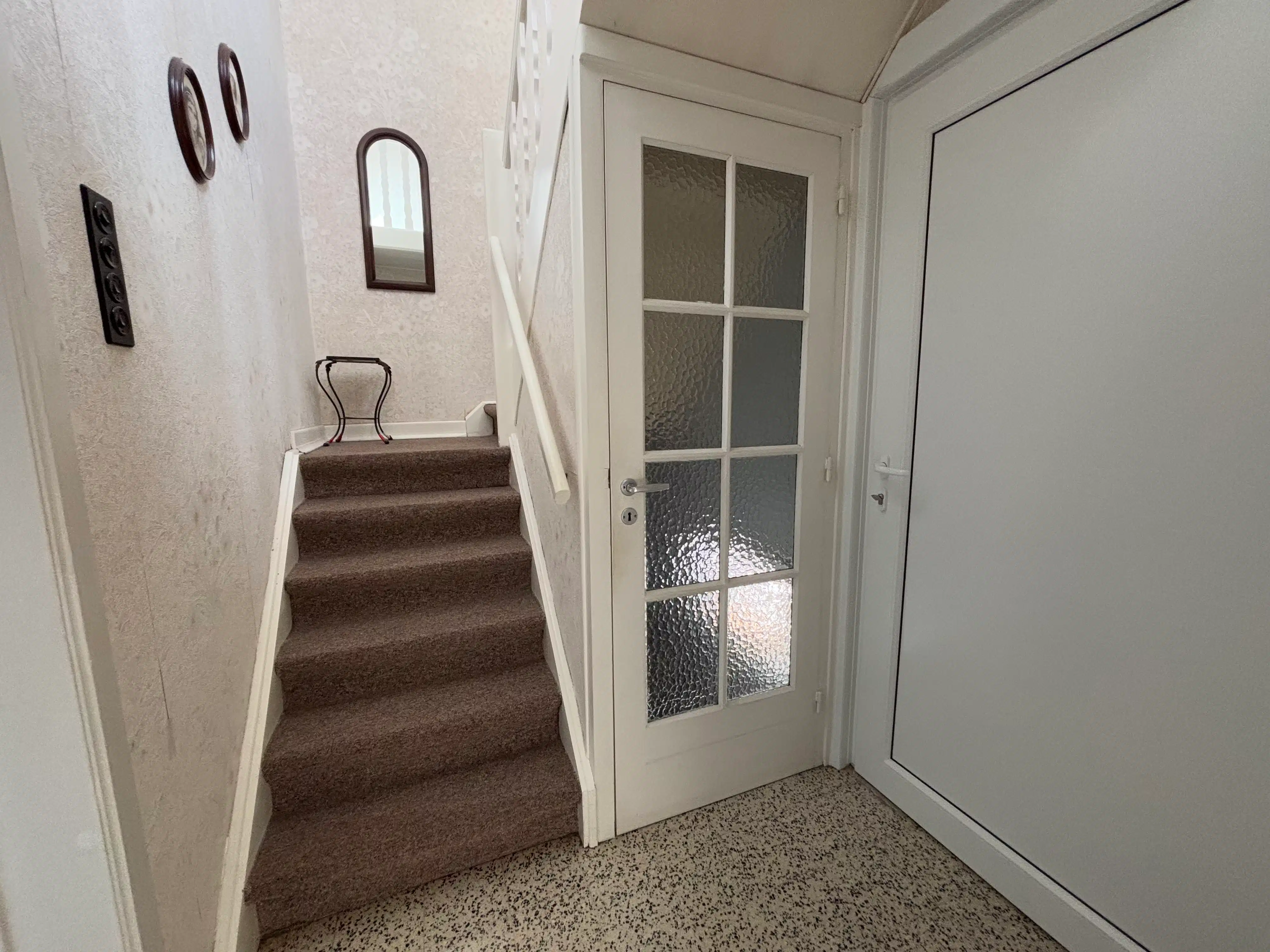 Renovatieproject te koop in Houthalen foto 2