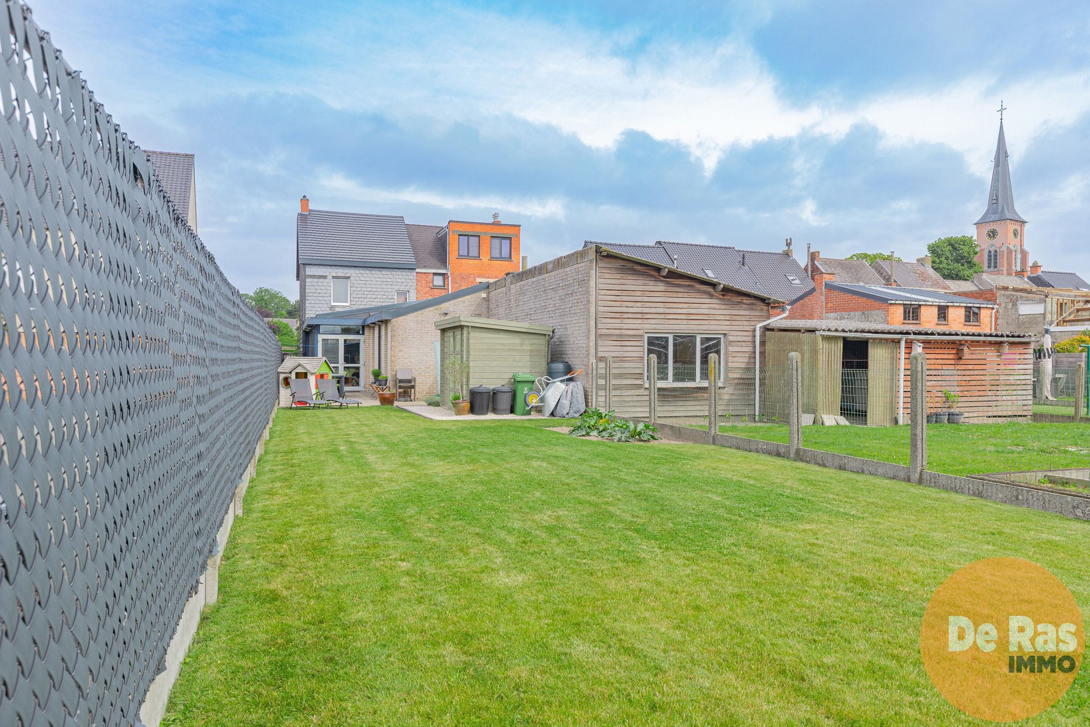 WICHELEN - Perfect instapklare woning op een rustige locatie foto 23