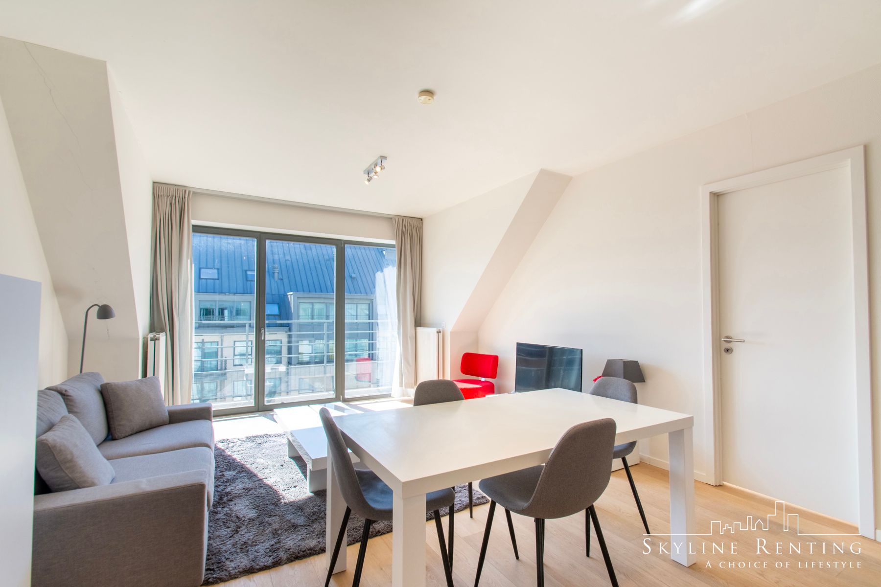 LICHTRIJK - Prachtig gem. app. 2k. met TERRAS - (NAVO area) foto 2