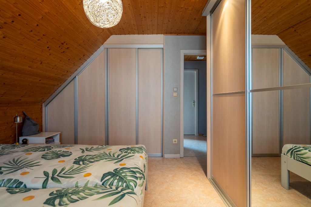 Charmante halfopen woning te Roeselare foto 13