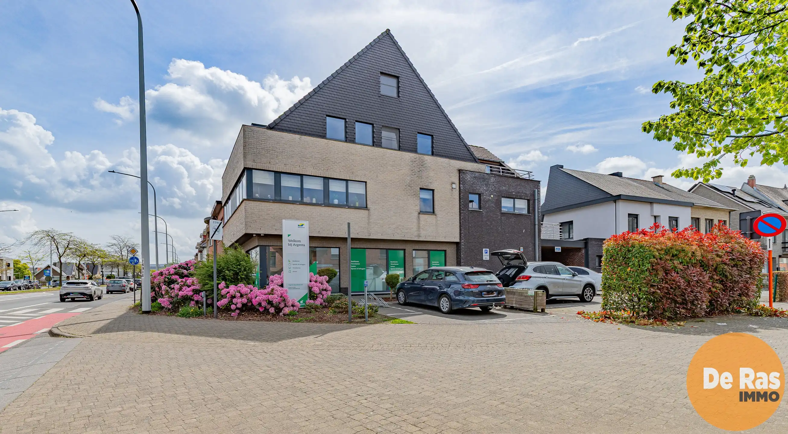 AALST – Opbrengsteigendom (kantoor) met langetermijnhuurder foto {{pictureIndex}}