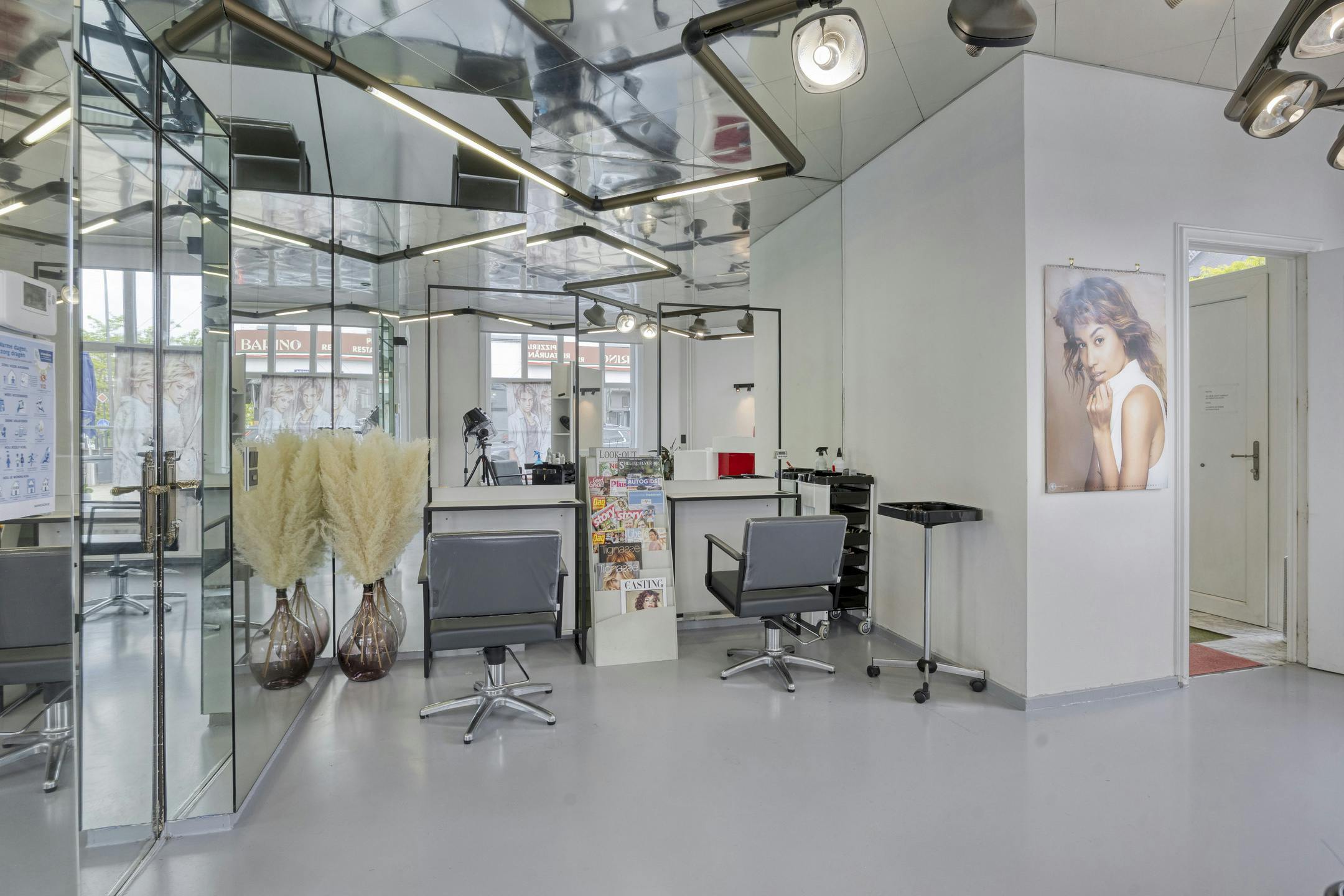 Karaktervolle driegevelwoning met commerciële ruimte in hartje Vilvoorde foto 9