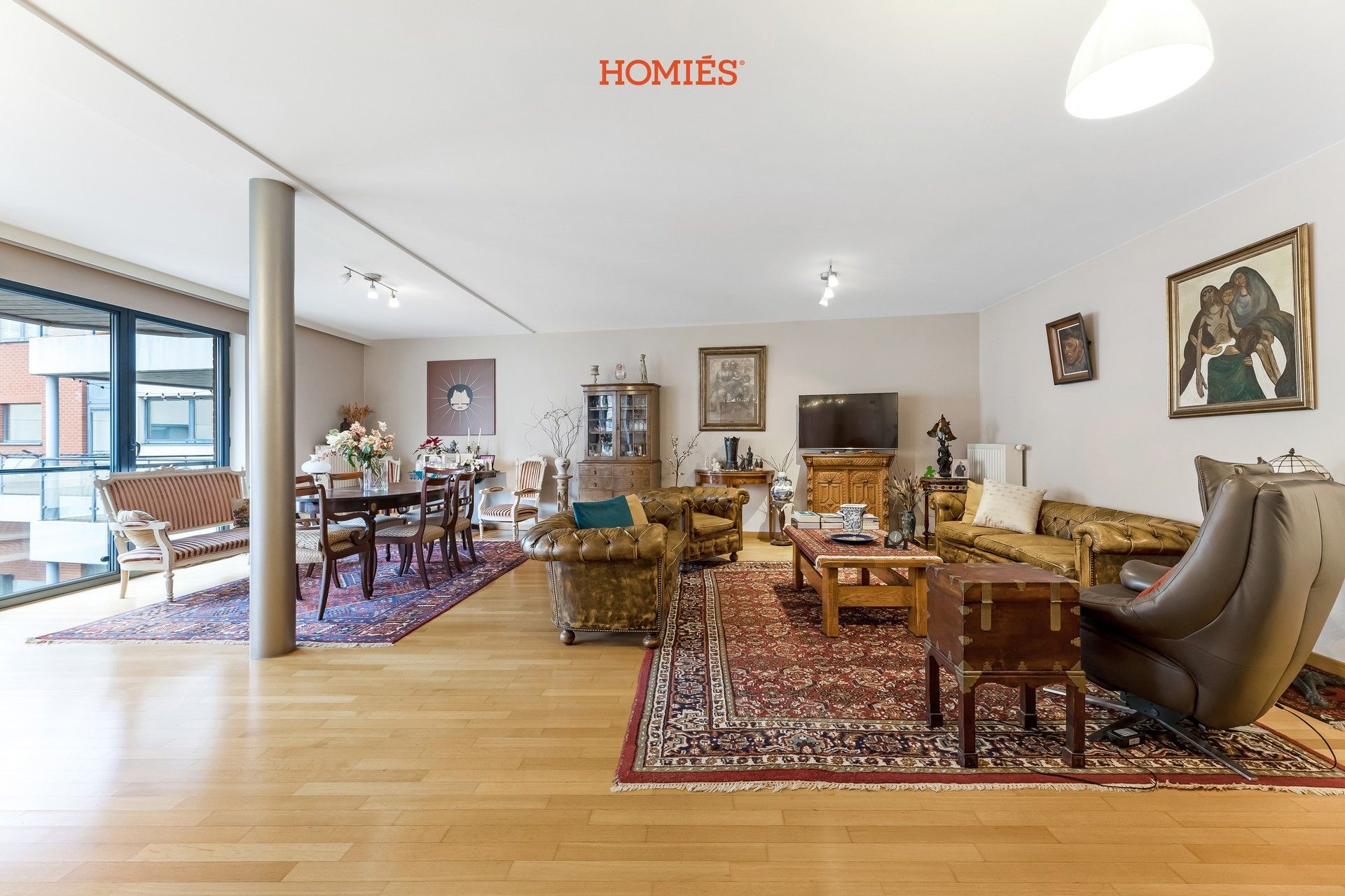 Ruim appartement met 3 slpks, riant terras en autostaanplaats foto 2