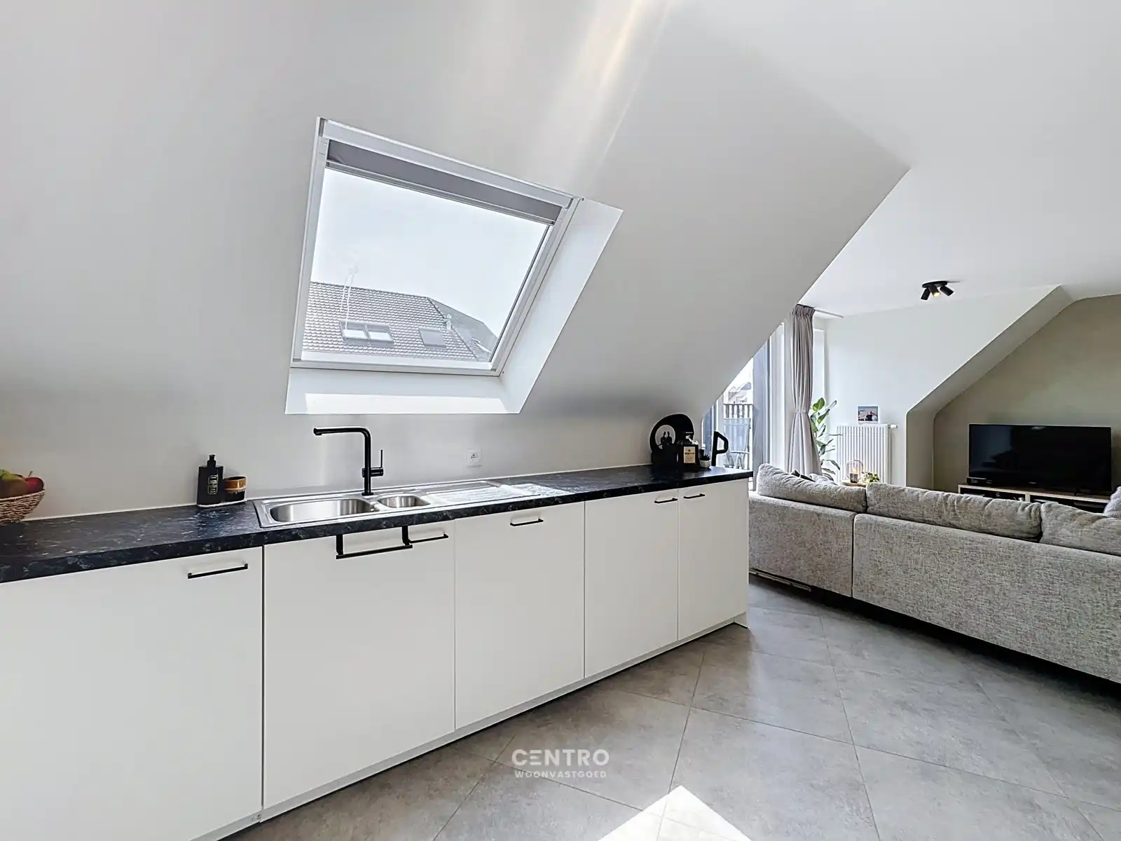 LEUK appartement met 2 slpk én 2 badkamers! foto 10
