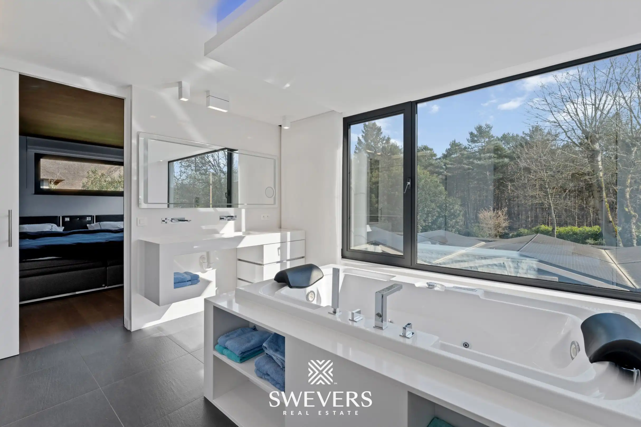 Exclusieve instapklare villa ( EPC B ) op uniek perceel ( 16a 91ca ) in de residentiële Bloemenwijk te Bolderberg foto 34