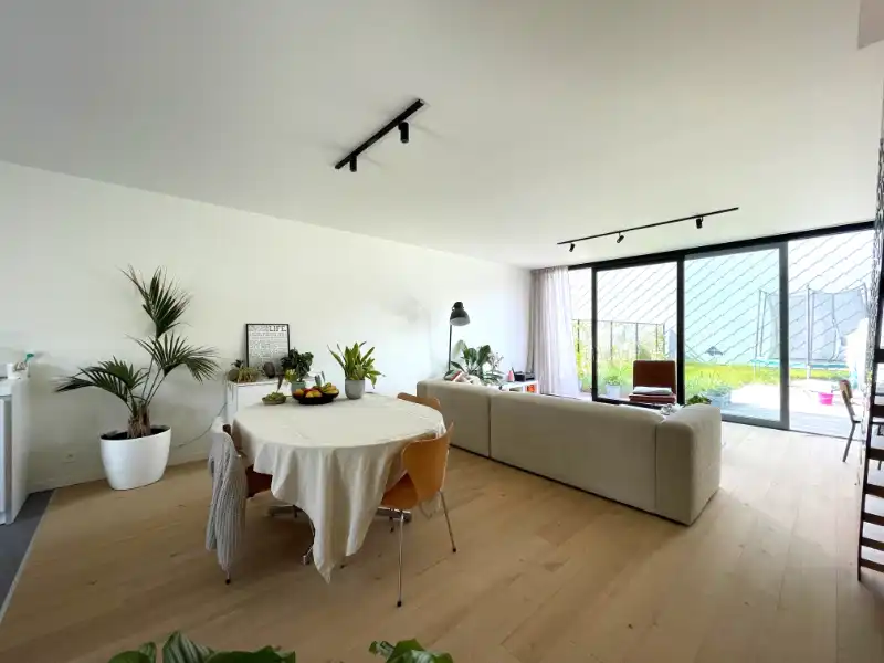 Unieke recente woning in het centrum - nabij Portus Ganda foto 6