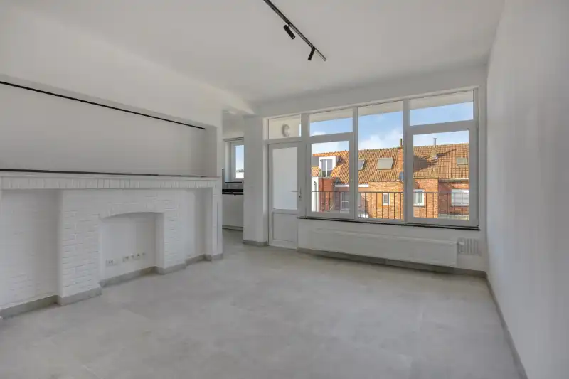 Volledig nieuw gerenoveerd appartement foto 8