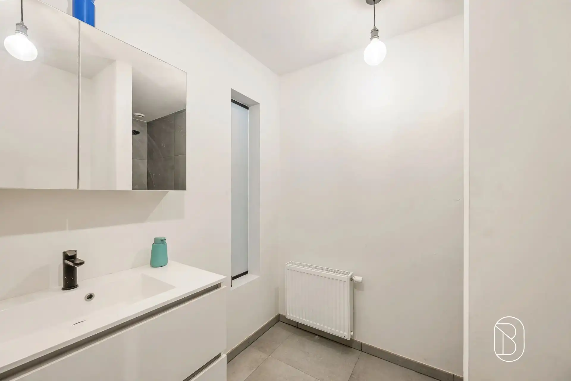 Stijlvolle nieuwbouwwoning met 3 slaapkamers, 2 badkamers en tuin Spiere foto 9