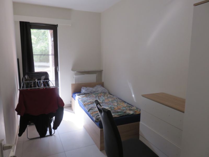 Ruim appartement in centrum Boom foto 12