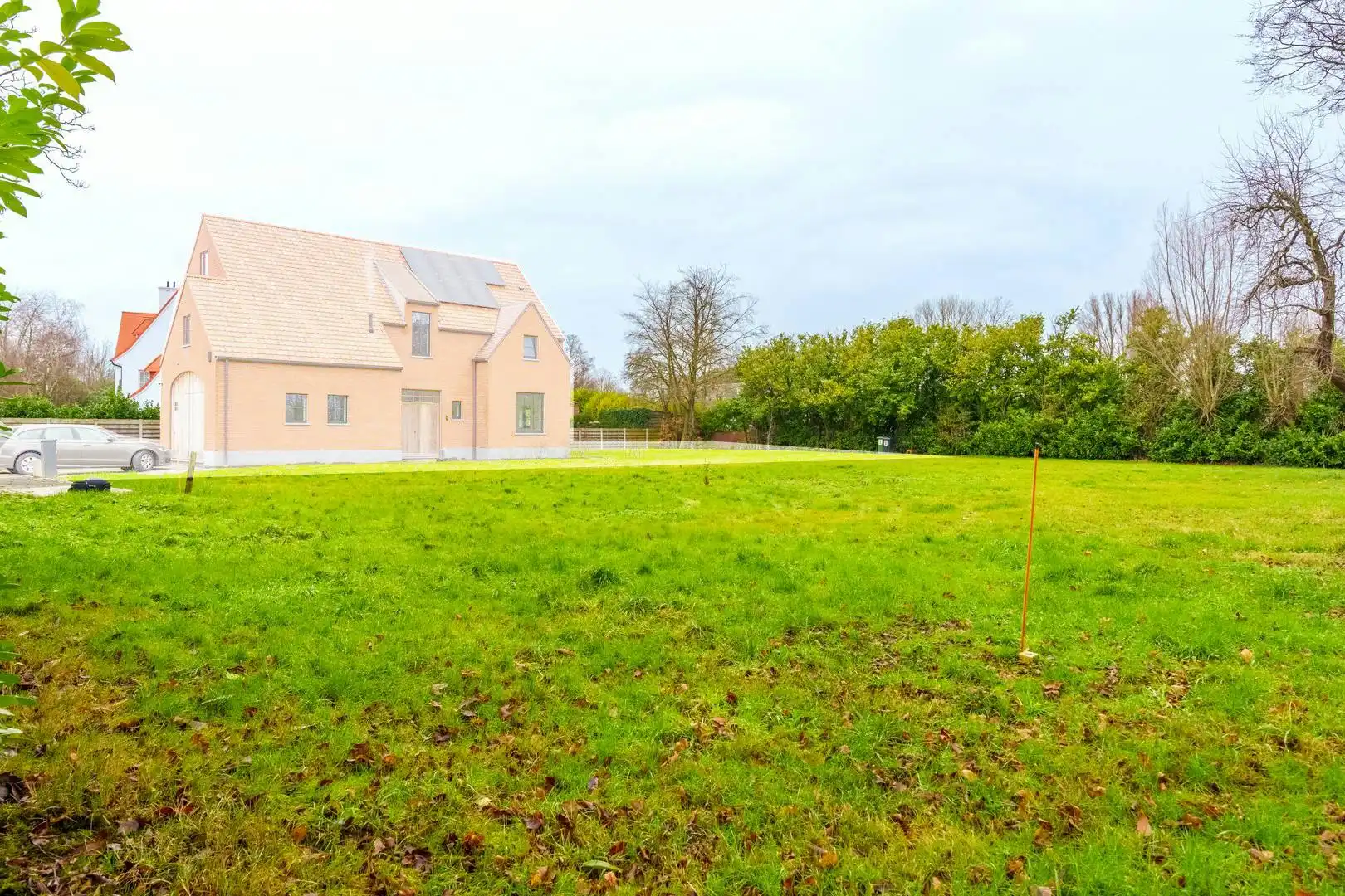 Uniek residentieel perceel 1.045m² in Ieper foto 2