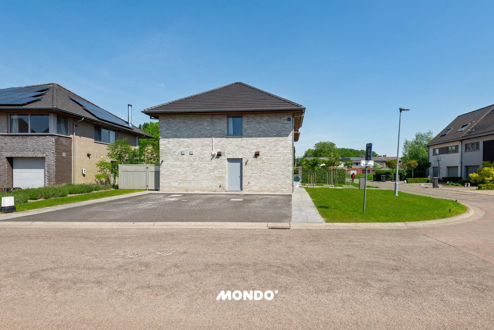 Exclusieve villa met zwembad en wellness te koop foto 28