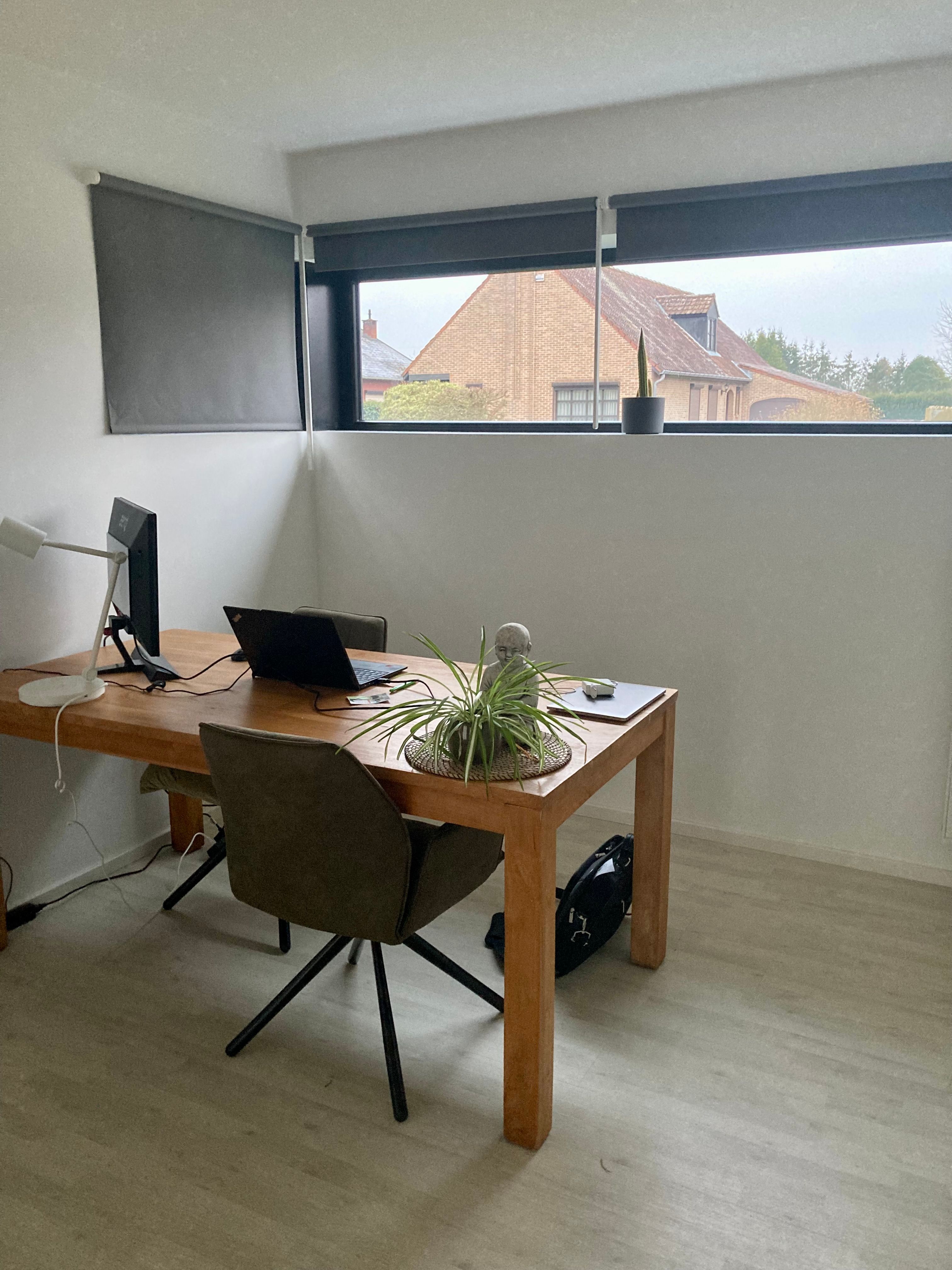 Gezinswoning met 3 slaapkamers en grote tuin foto 6