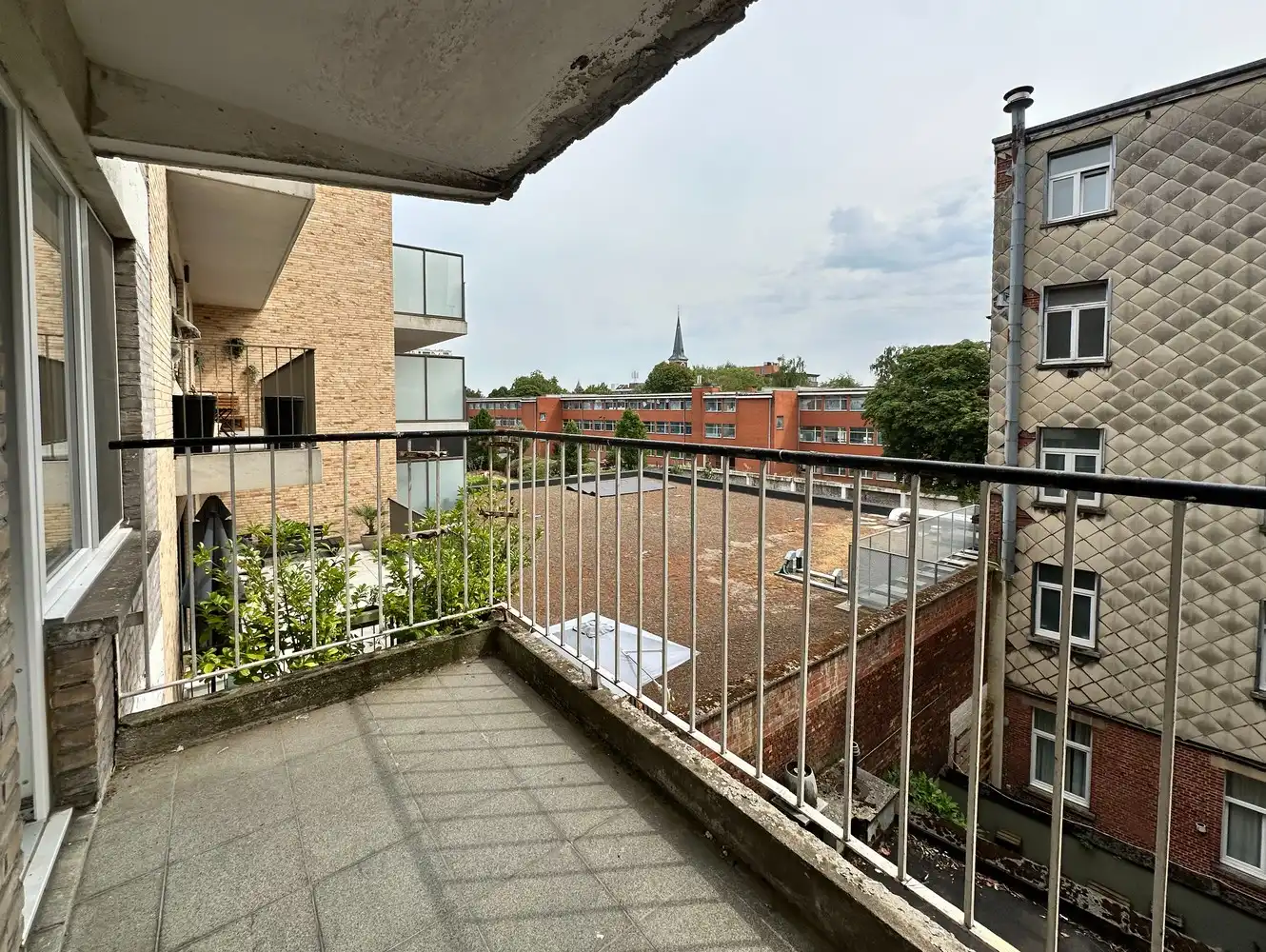 Stijlvol gerenoveerd appartement met 2 slaapkamers op centrale ligging foto 15