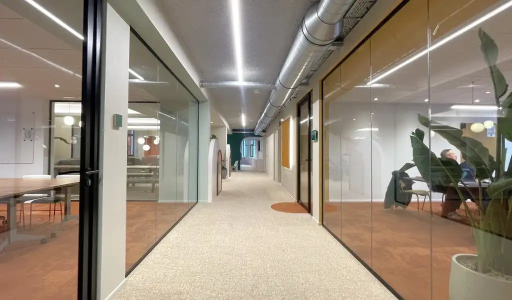 Kantoor te huur te Antwerpen in Deco Building foto 3