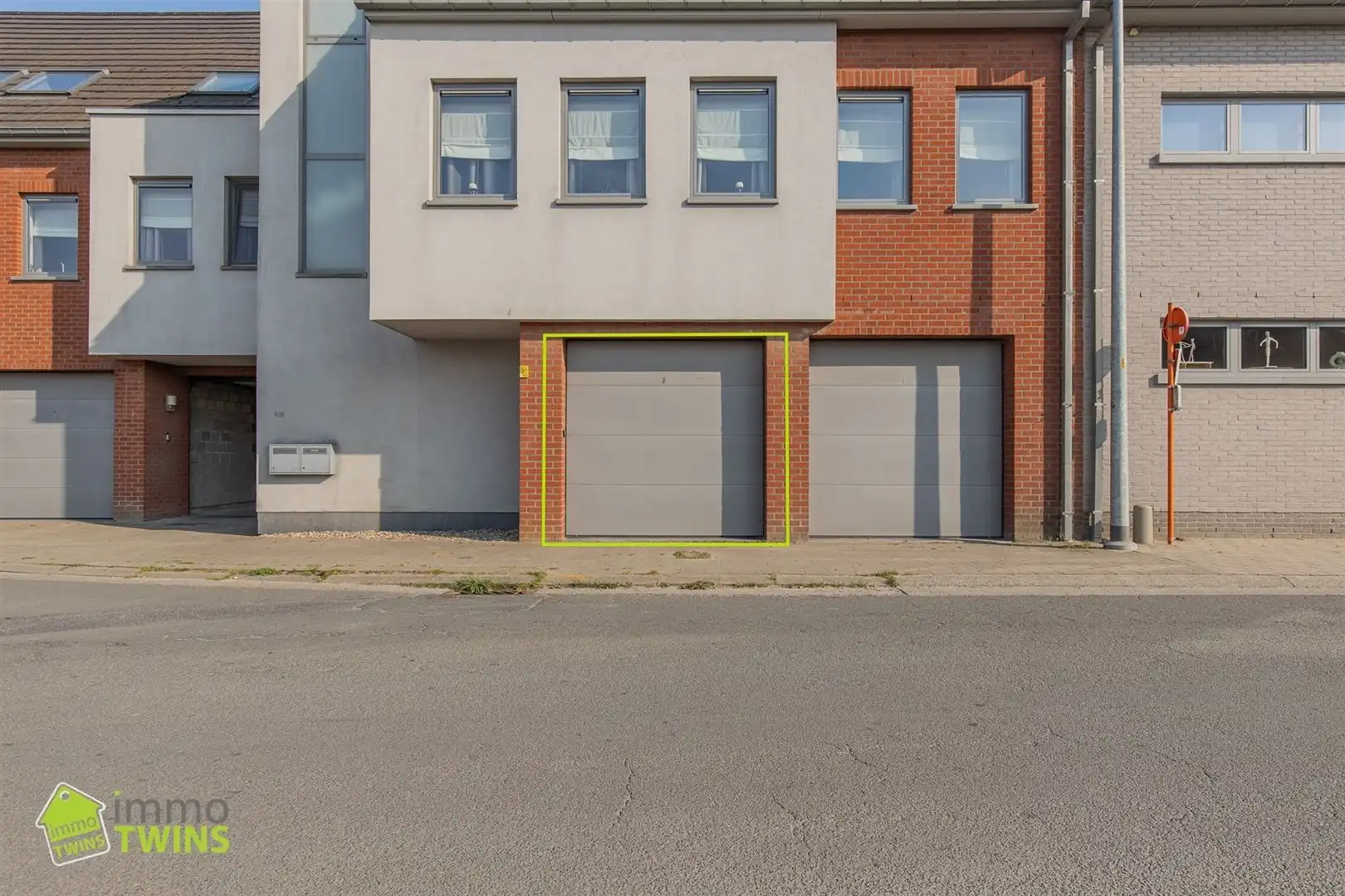 Instapklaar appartement met terras te Moerzeke foto 15