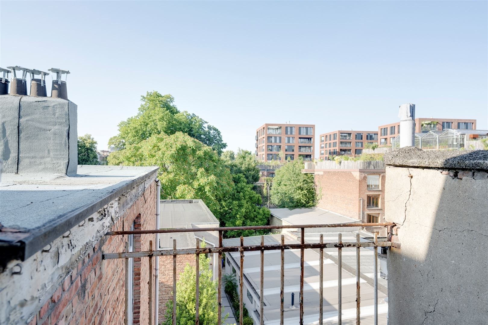Karaktervolle herenwoning met zee aan ruimte foto 28