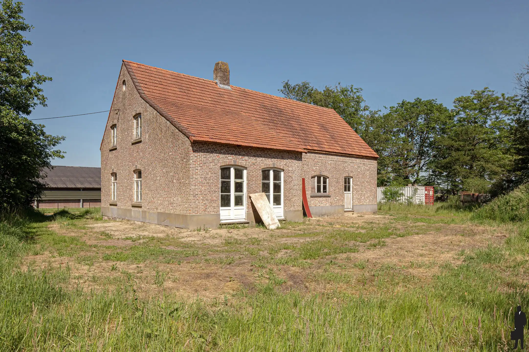 Authentieke hoeve in renovatie op een uitzonderlijk ruim perceel, rustig en landelijk gelegen met een uitstekende zuidelijke oriëntatie. foto 19