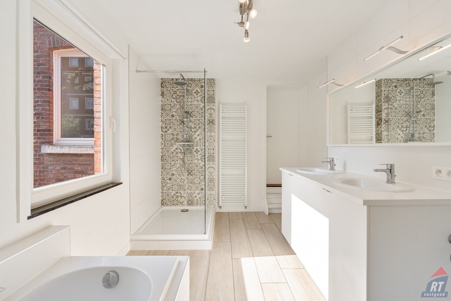 Instapklare woning met stadstuin in hartje Sint-Truiden foto 13