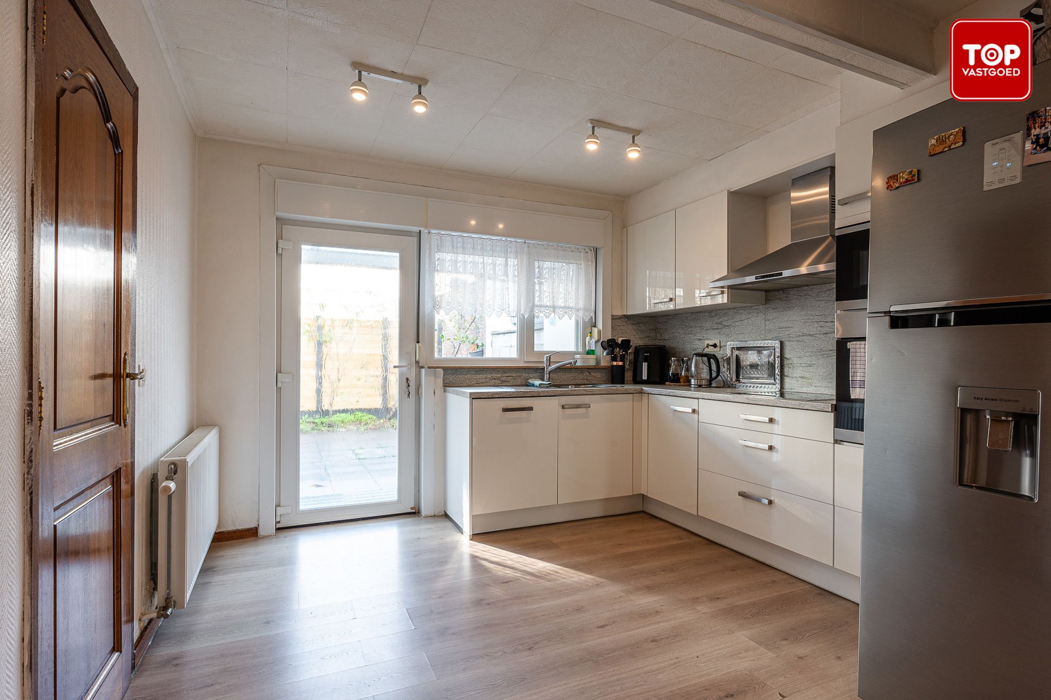Goed onderhouden woning met 3 slaapkamers foto 8