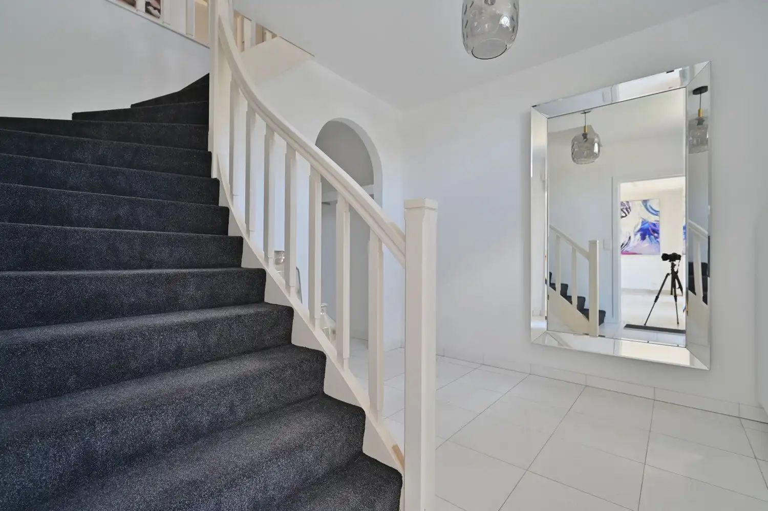 Exclusieve, gerenoveerde villa op toplocatie in residentieel Neerharen foto 18