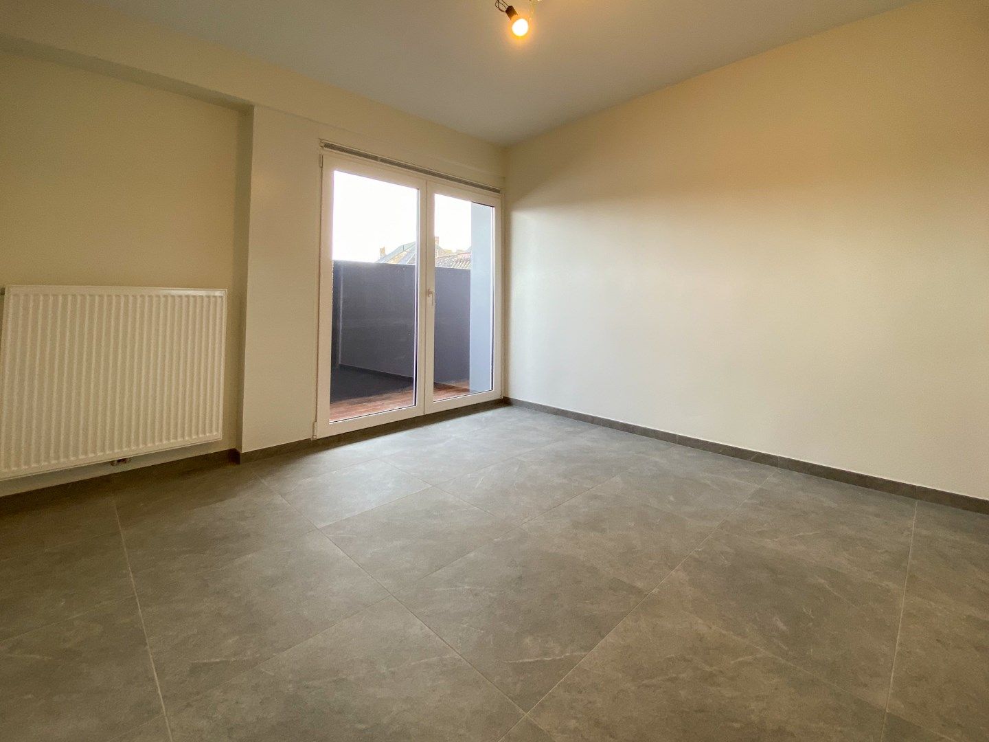 Volledig gerenoveerd appartement (140m²) met 2 slaapkamers en terras. foto 14