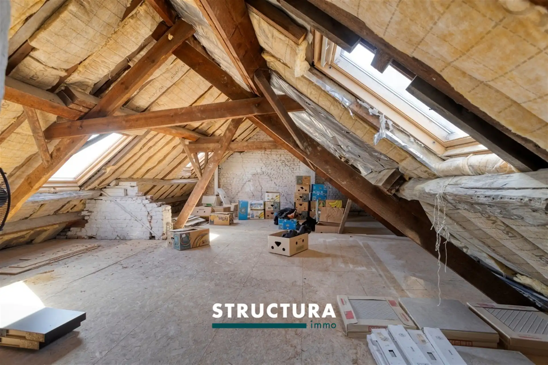 Ruime, volledig gerenoveerde woning in hartje centrum foto 23