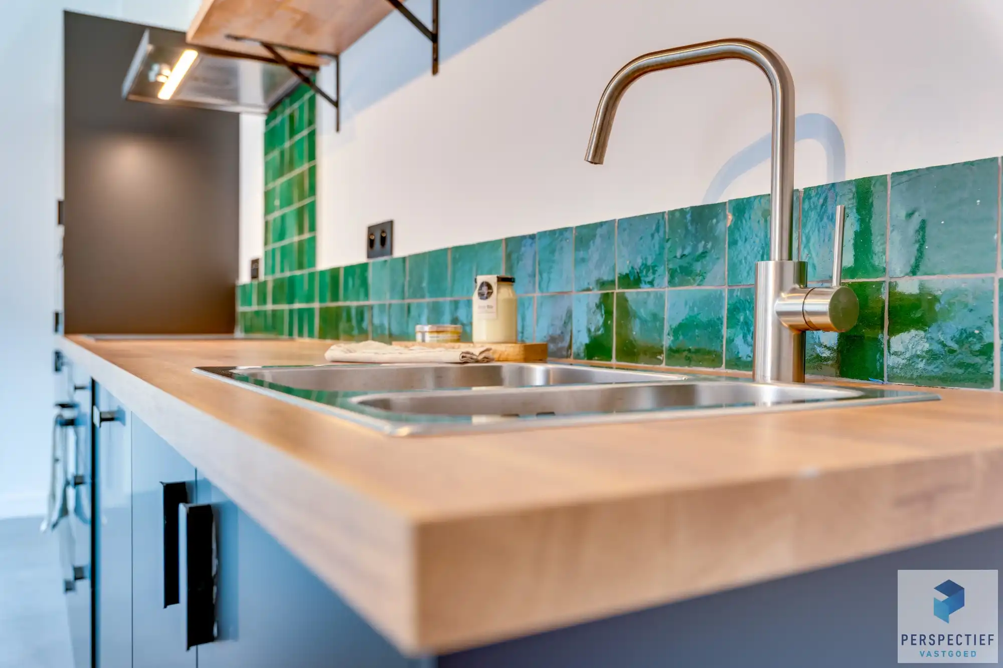 IN OPTIE NA 4 WEKEN - COMPROMIS IN OPMAAK | Landelijk gelegen hedendaagse 4 slpk woning met bijgegebouw, grote tuin en weide foto 9