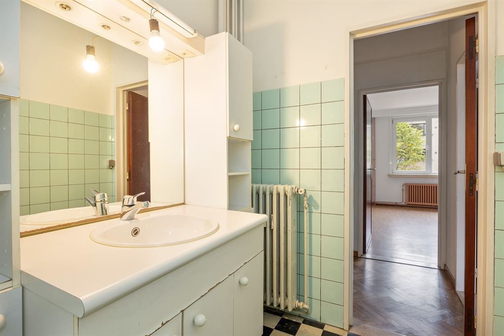 Op te frissen appartement nabij Te Boelaerpark foto 9