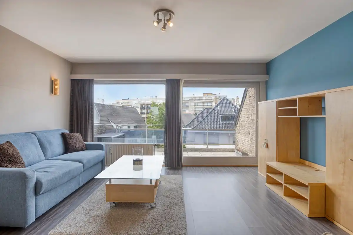 Ruim appartement met groot terras te koop in Koksijde! foto {{pictureIndex}}