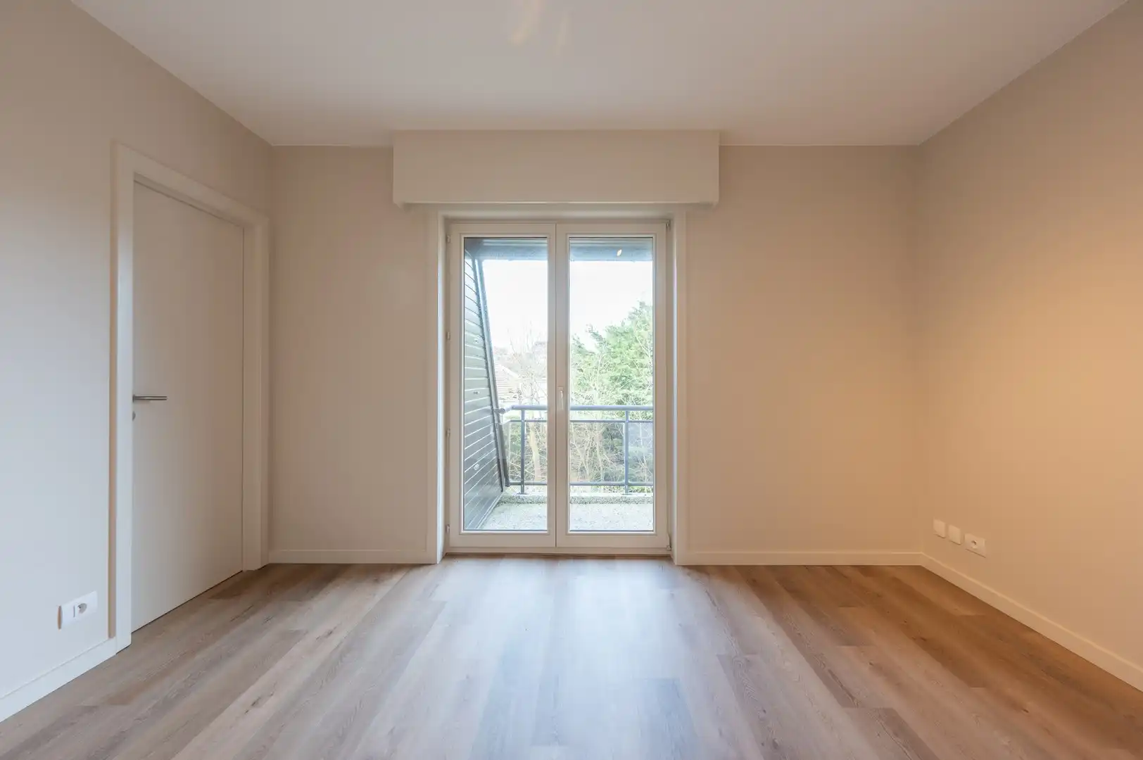 Ruim en zonnig appartement van 122 m² met open zicht op het Zegemeer. foto 12