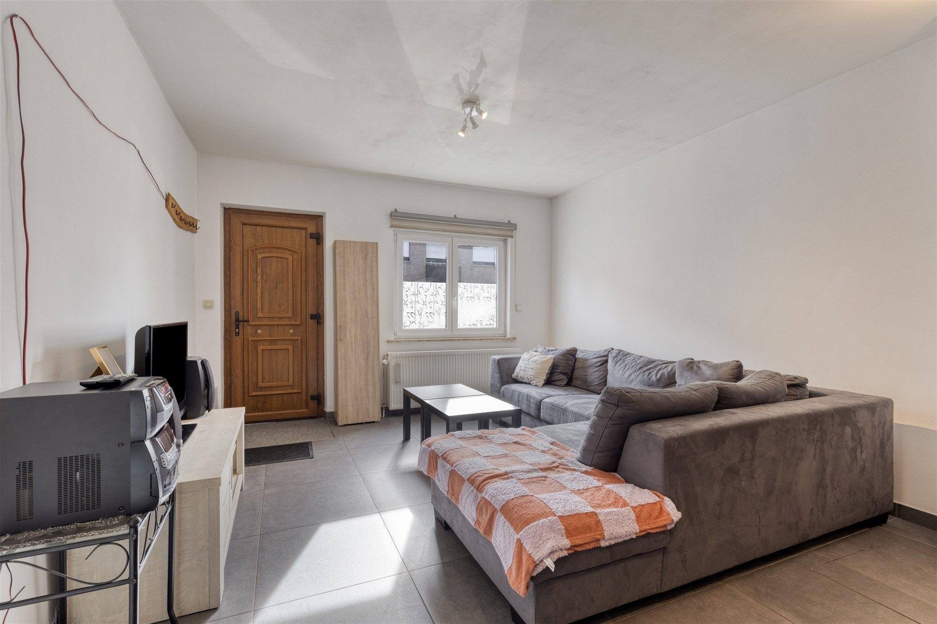 Charmante, instapklare woning in Wetteren met toffe tuin foto 4