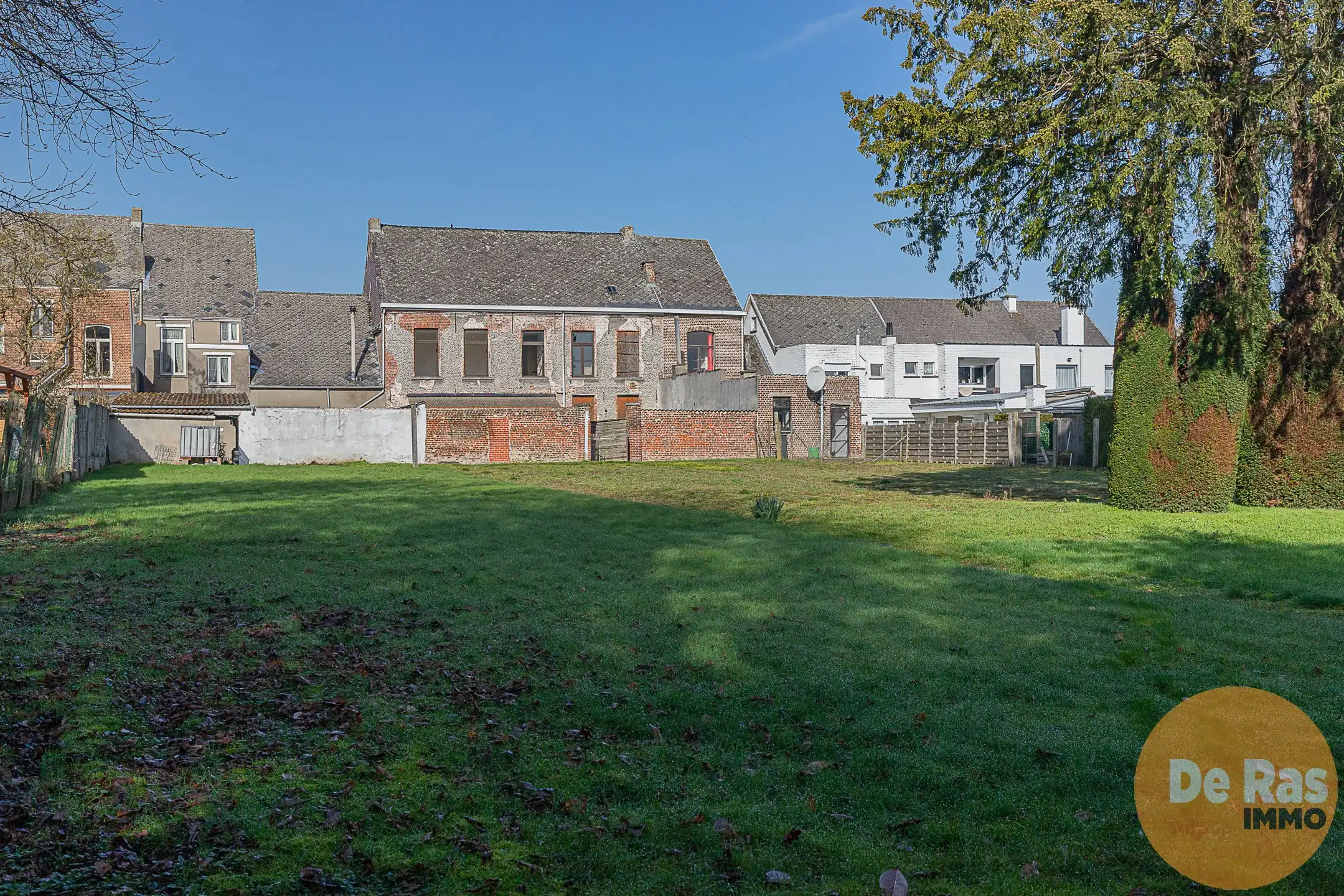 NIEUWERKERKEN - BURGERHUIS MET GROTE TUIN foto 22