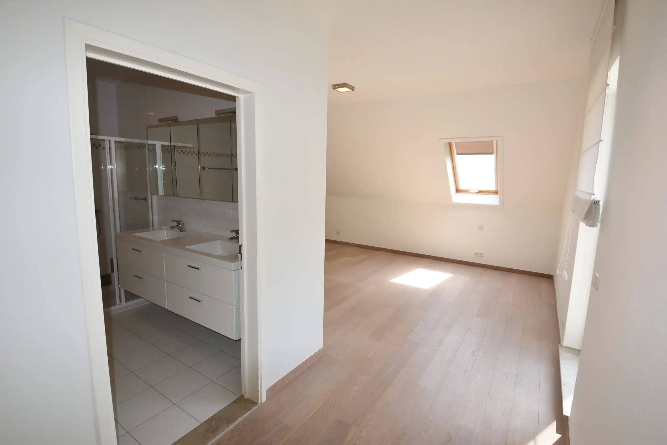 Duplexappartement – Centrum Beveren – Ruimtelijk, luxe en instapklaar foto 18