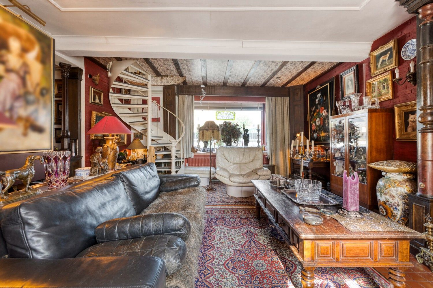 Karaktervolle woning op ruim perceel in Neerharen/Lanaken foto 12