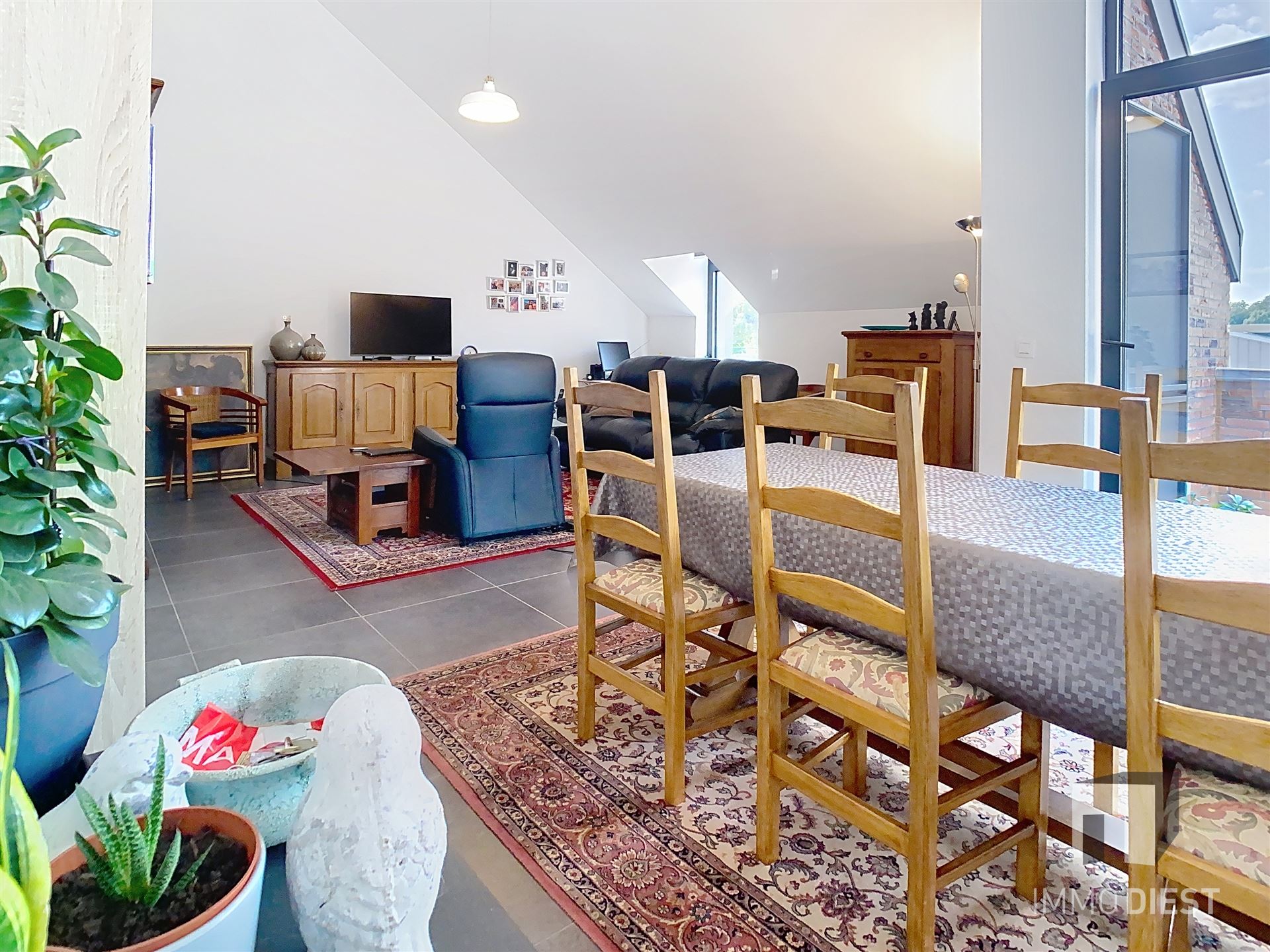 Trendy ruim, zonnig appartement op Ezeldijk  foto 16