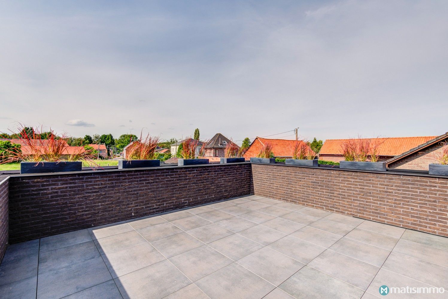 INSTAPKLAAR DUPLEXAPPARTEMENT MET 2 SLAAPKAMERS EN CARPORT IN MOPERTINGEN (BILZEN) foto 18