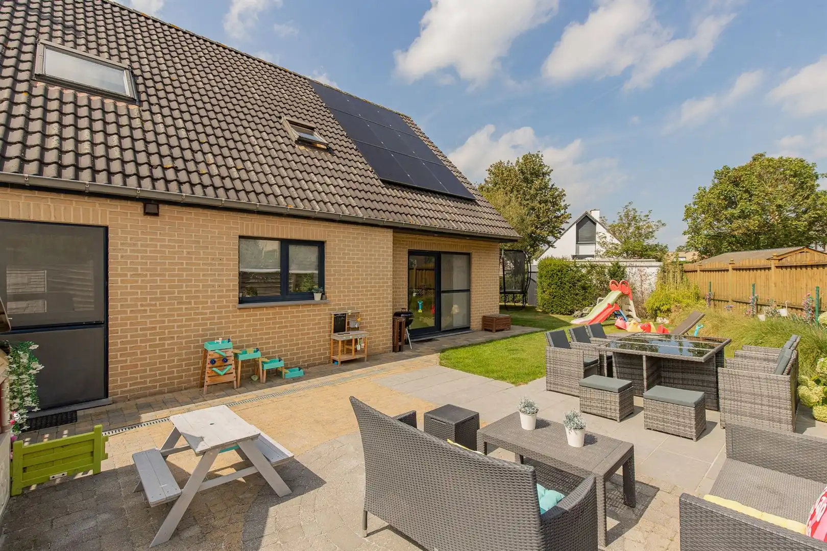Instapklare HOB met garage op top-locatie in Oudegem foto 20