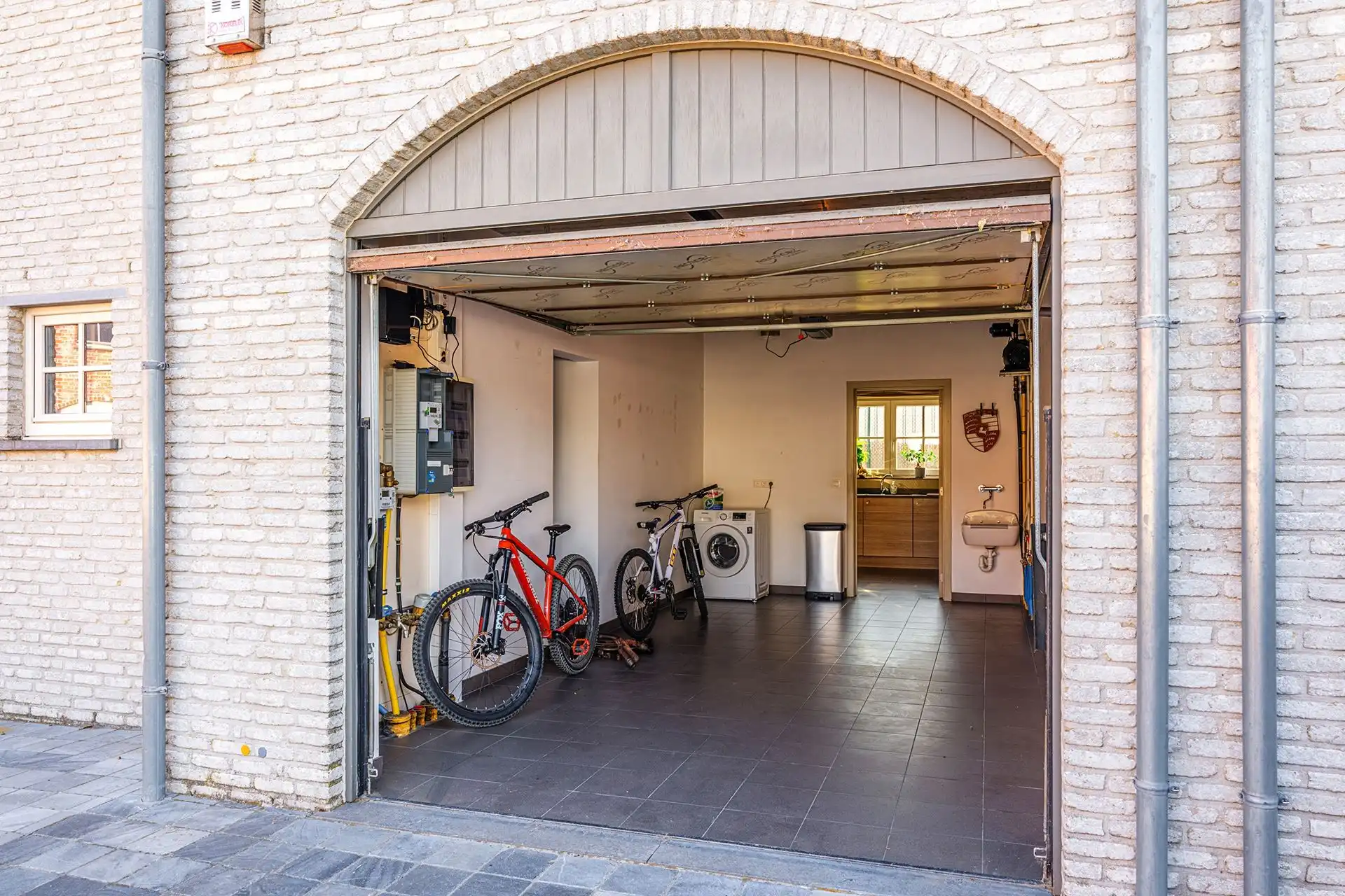 Topgelegen toffe gezinswoning met 4 slk in Wielsbeke foto 16