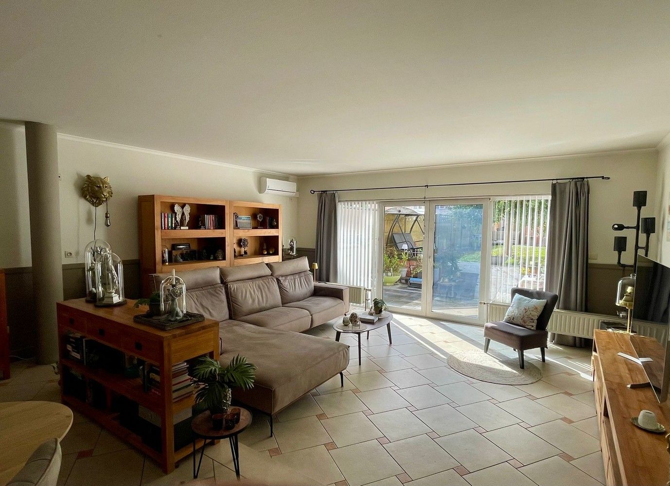 Woning met inpandige garage en tuin foto 9