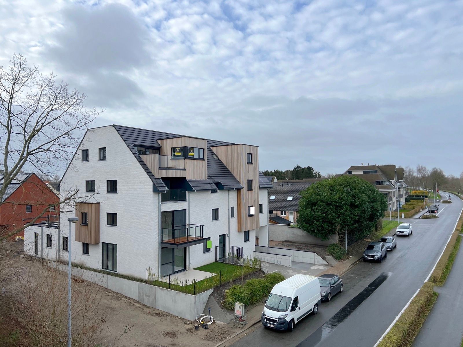 Instapklaar appartement met 2 slpks en zicht op het kanaal foto 29