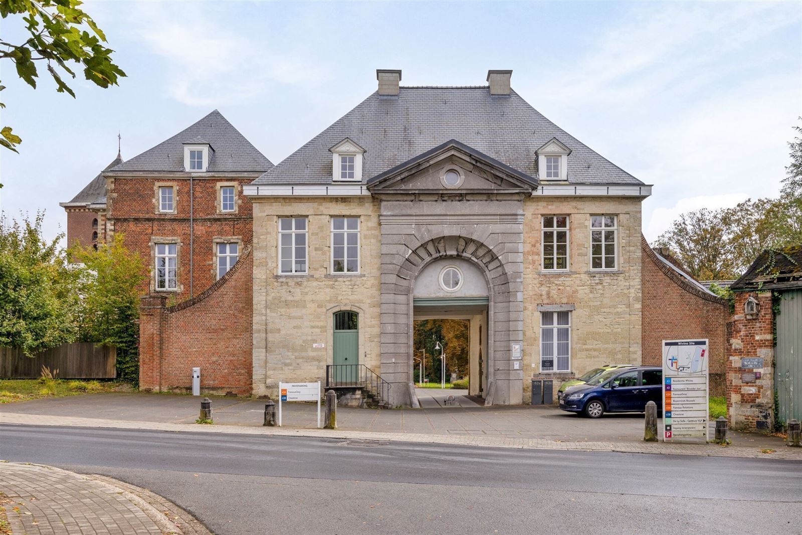Luxueuze assistentiewoning in unieke omgeving !  foto 1