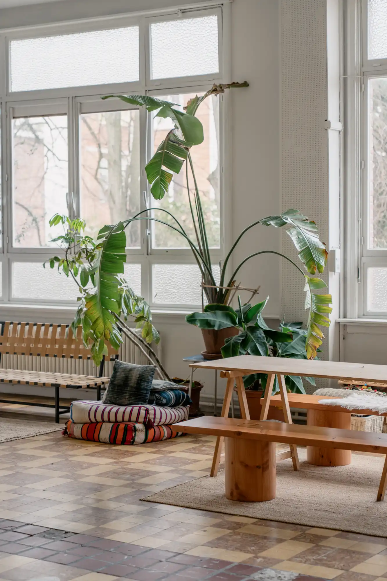 Opperste concentratie in een voormalig klaslokaal van het Sint-Elisabethinstituut in Merksem foto 5