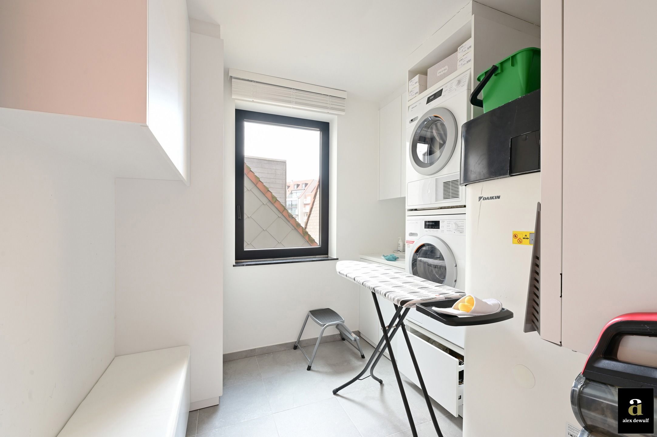 Uitzondelijk hoekappartement (duplex) met zijdelings zeezicht foto 56