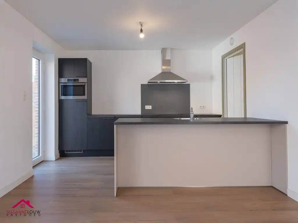 Gelijkvloers appartement met ruim terras foto 21