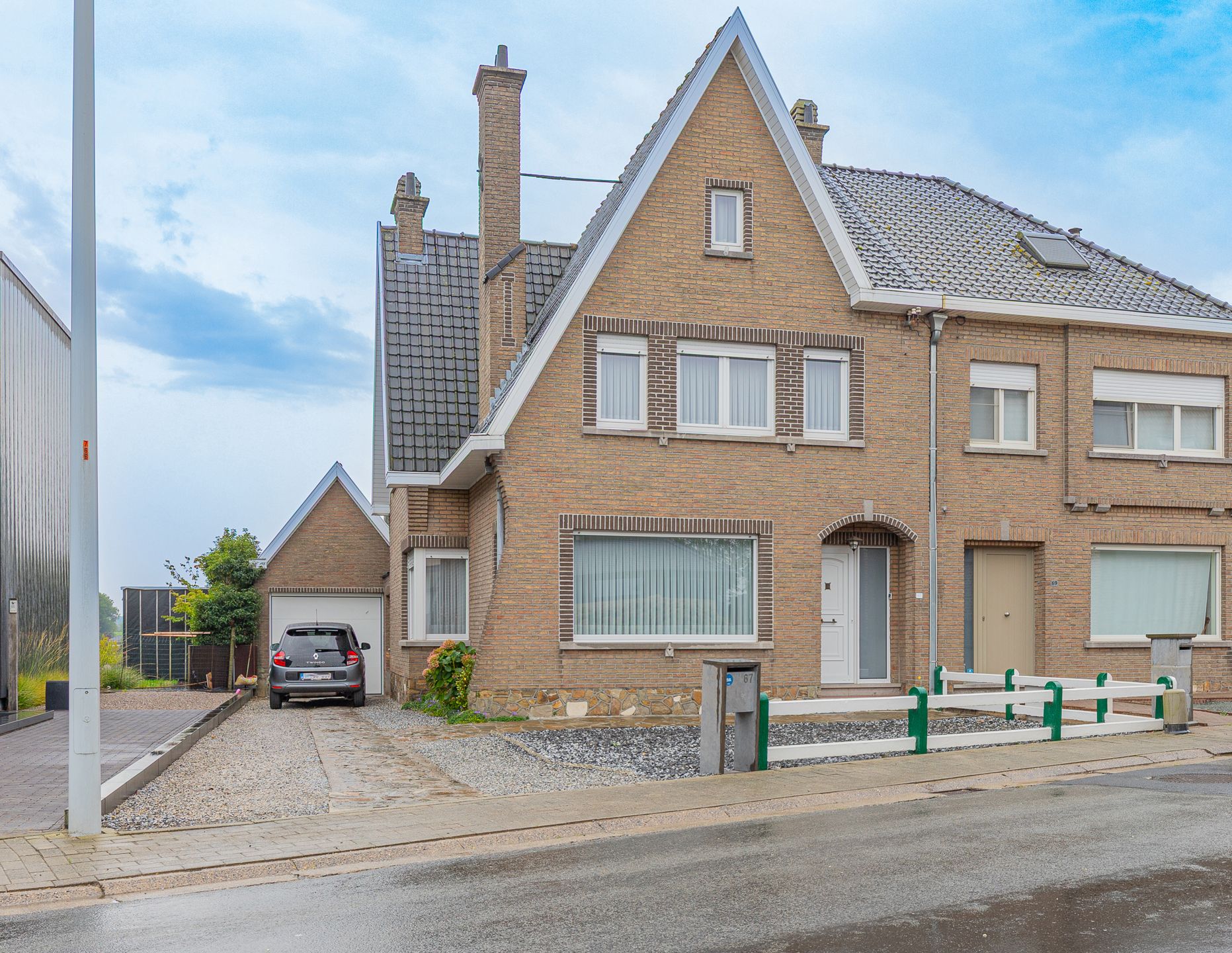 Hoofdfoto van de publicatie: BAMBRUGGE - Verzorgde woning met 3 slpk, tuin en garage