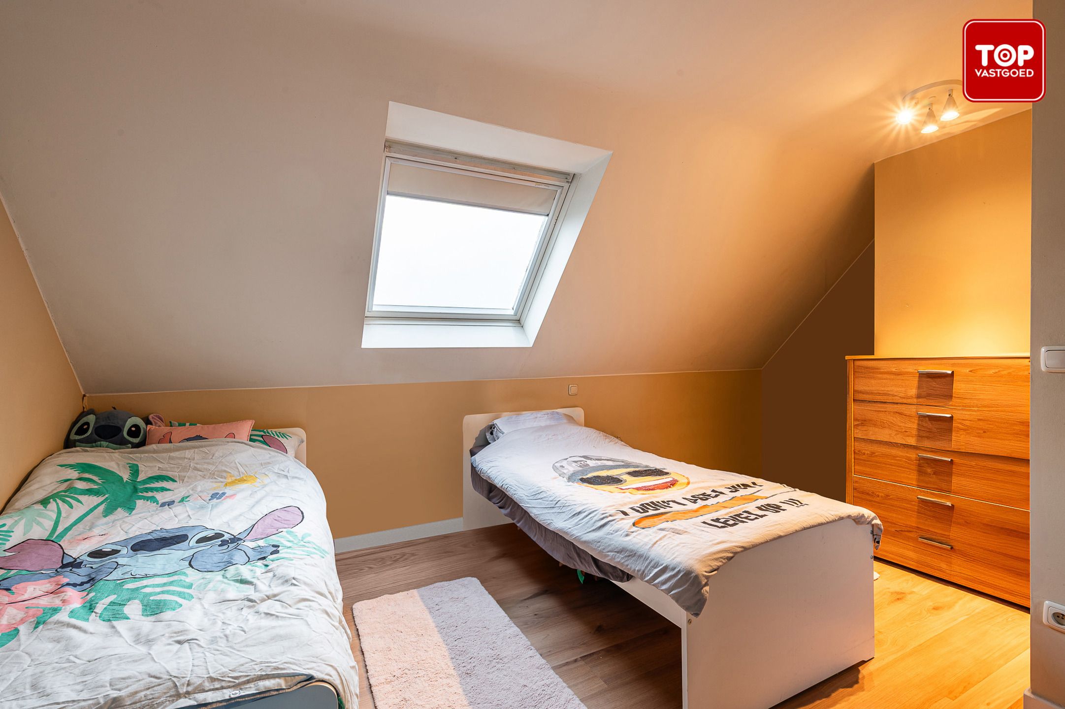 Instapklaar duplexappartement met 2 slaapkamers en garage in centrum Sleidinge foto 14